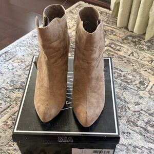 MIA Taupe Suede Pointed Toe Ankle Booties